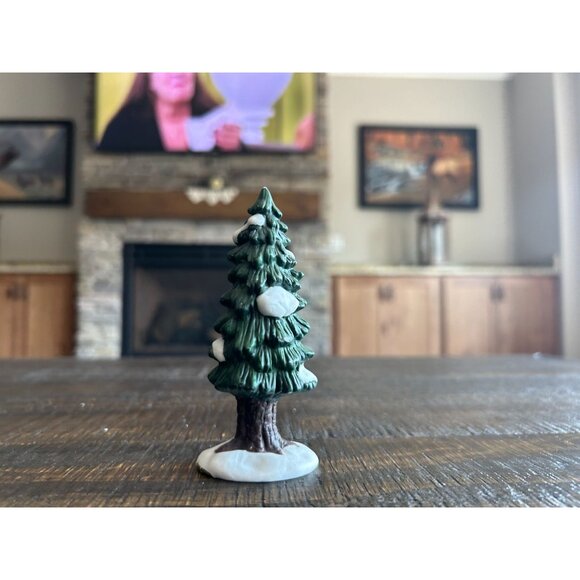 Retired Lemax Christmas Trees Set of 5 Christmas Village Accessory - Picture 6 of 12